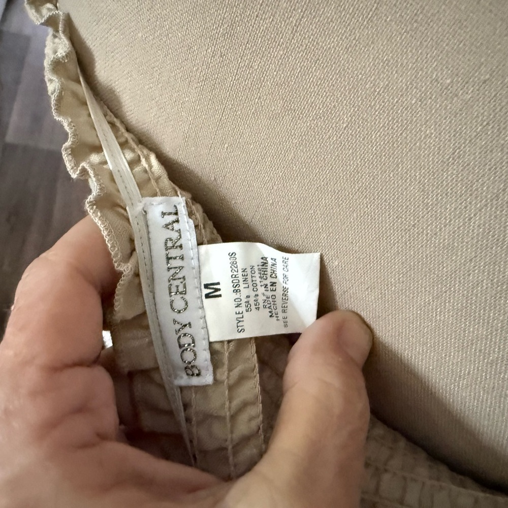 Body Central Beige Ruffled Top - Picture 4 of 4